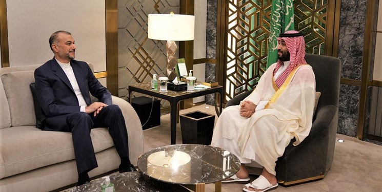 Ang espesyal na misyon pagbisita ng Punong Ministro ng Iran sa Saudi Arabia 
