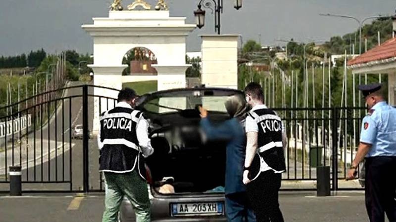  Albania Putus Internet Markas Kelompok Teroris Anti-Iran