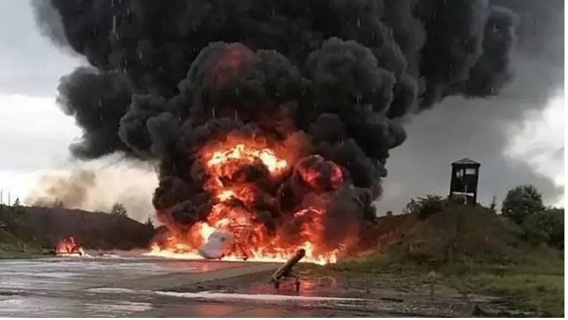 ইউক্রেনের ড্রোন হামলায় রাশিয়ার সুপারসনিক বোমারু বিমান ধ্বংস