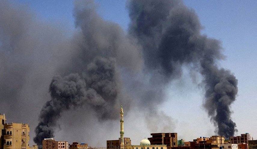 'بينهم نساء وأطفال'.. مقتل 39 مدنيا بسقوط قذائف على منازل جنوب دارفور