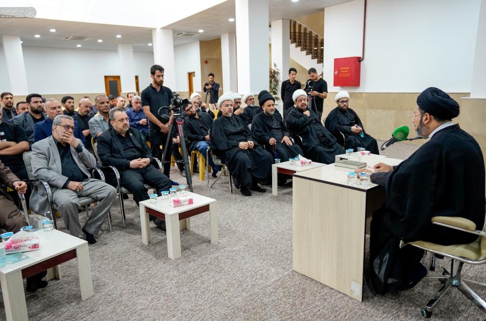 إقامة ندوة تثقيفية حول واقعة الطف وانعكاساتها الفكرية على الأسرة والمجتمع في النجف الأشرف+(صور)