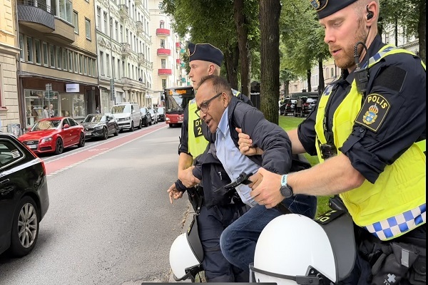 Pinigil ang isang Pakistani dahil sa pagsisikap na pigilan ang pagsunog ng Quran sa Sweden