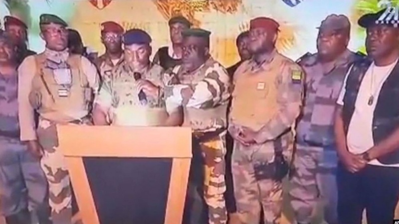  Gabun: Machtübernahme durch Militär