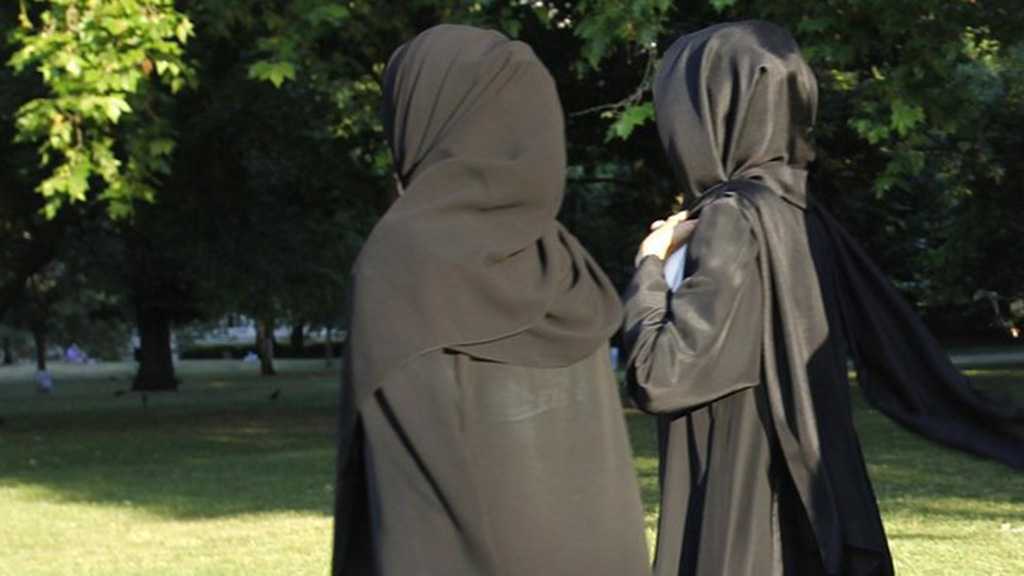Binatikos ng UN ang desisyon ng Pransya na ipagbawal ang abaya sa mga paaralan