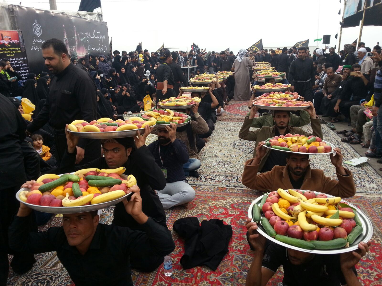 Video: Hospitality of Iraqi nation towards pilgrims