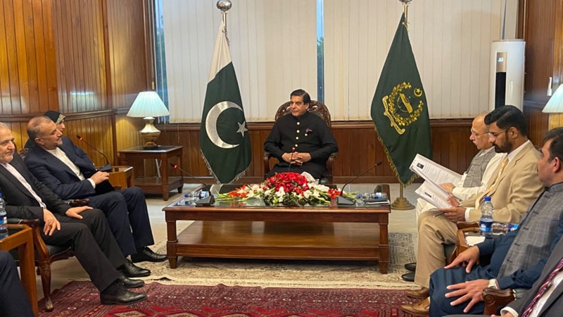 Спикер парламента Пакистана: Визит Амир- Абдуллахиана в Исламабад является доказательством обоюдной решимости укреплять братские отношения