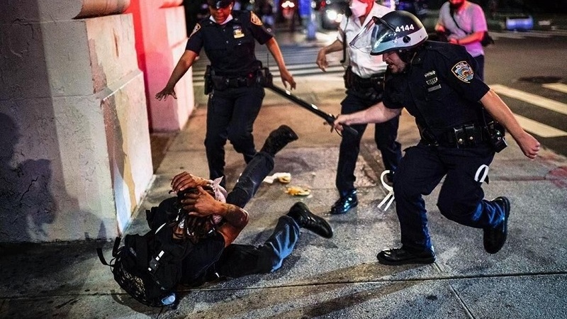 Продолжение жестокости американской полиции в отношении чернокожих