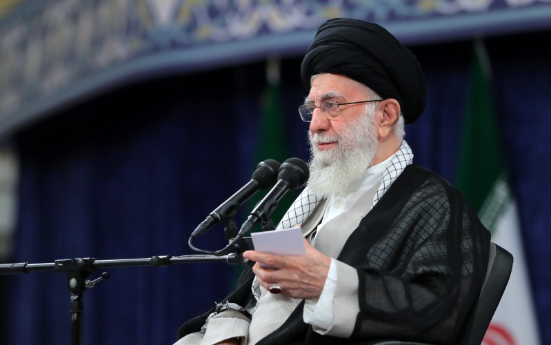Imam Khamenei Ya Gana Da Rukunin Sojojin Ruwa Na 86 Da Iyalansu