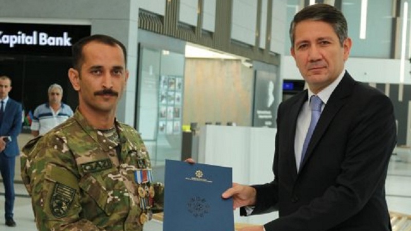Özünü güllələyən əsgərin durumu yaxşıdır