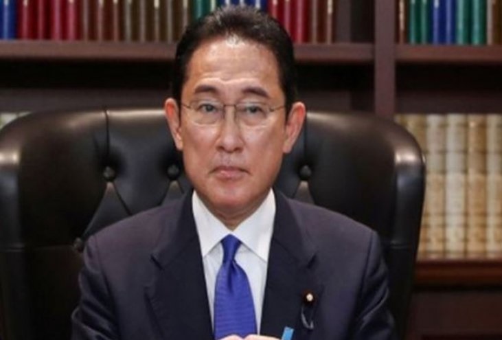 رئيس وزراء اليابان يدعم مفاوضات رفع الحظر عن ايران