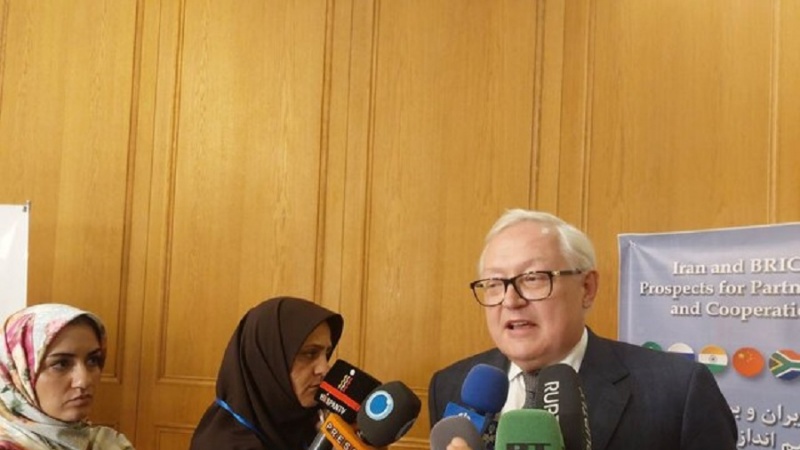 Moskova'dan Tahran'ın BRICS üyeliğine destek