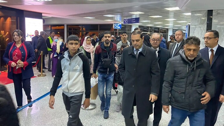 تونس تستقبل 57 فردا من العائلات التونسية في غزة وأزواجهم الفلسطينيين