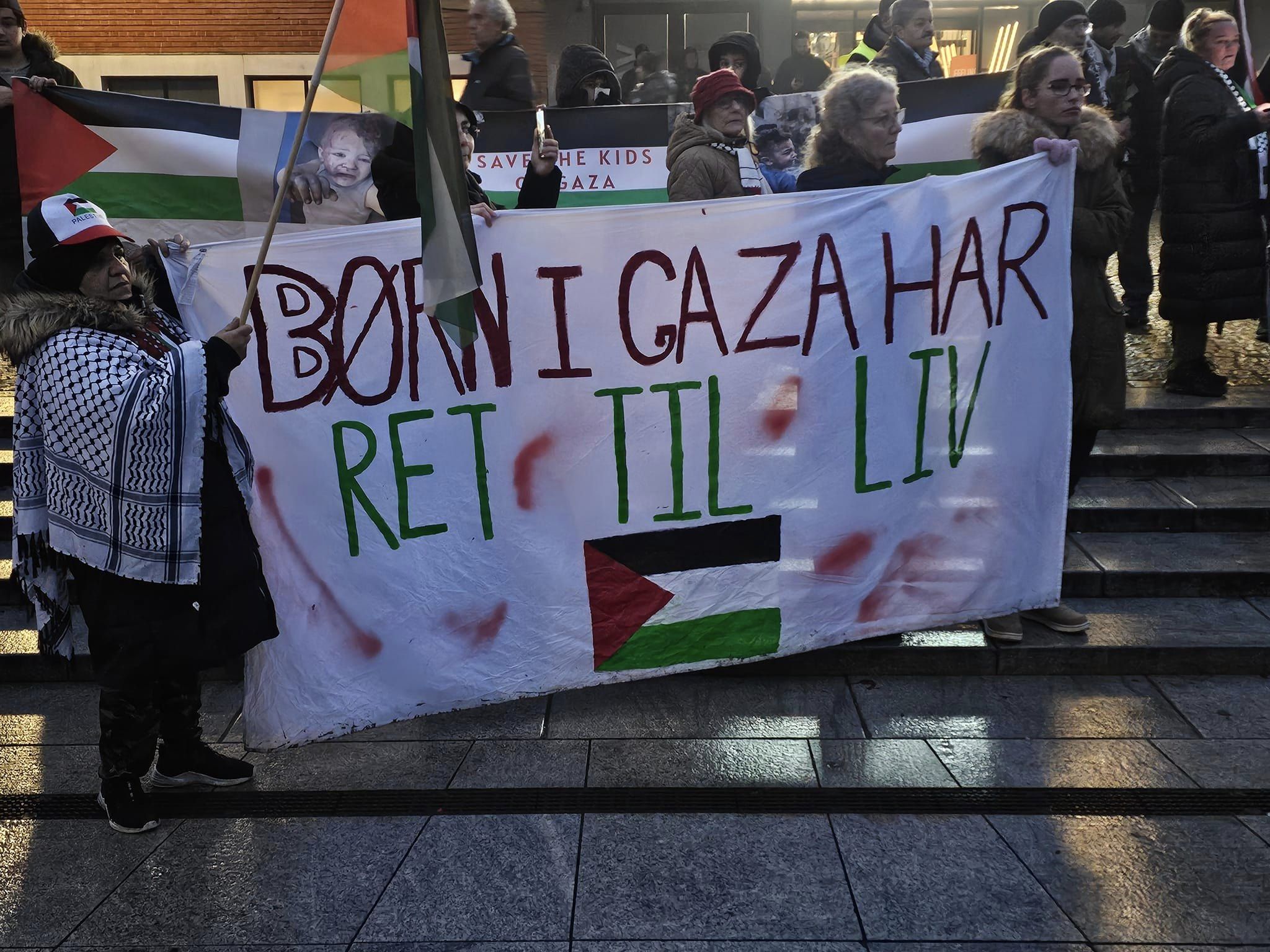 Video: Massive rally in solidarity for Palestine in Aarhus, Denmark