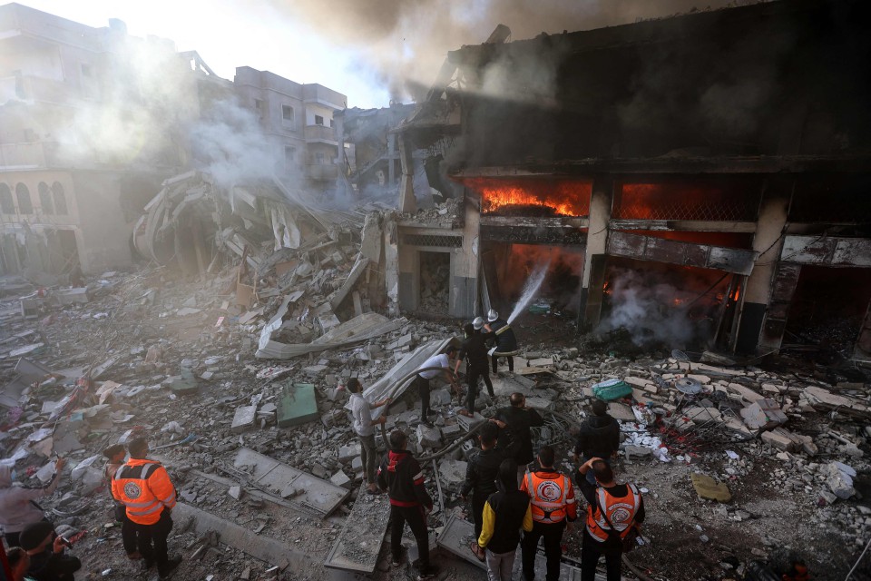 Tentera Israel mula bergerak ke selatan Gaza