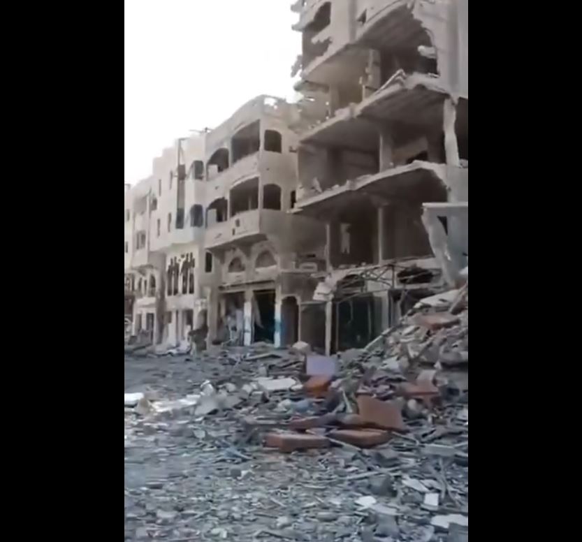 Video: Massive destruction from N Safatawi to Abu Sharakh roundabout in N Gaza due Israeli bombardment