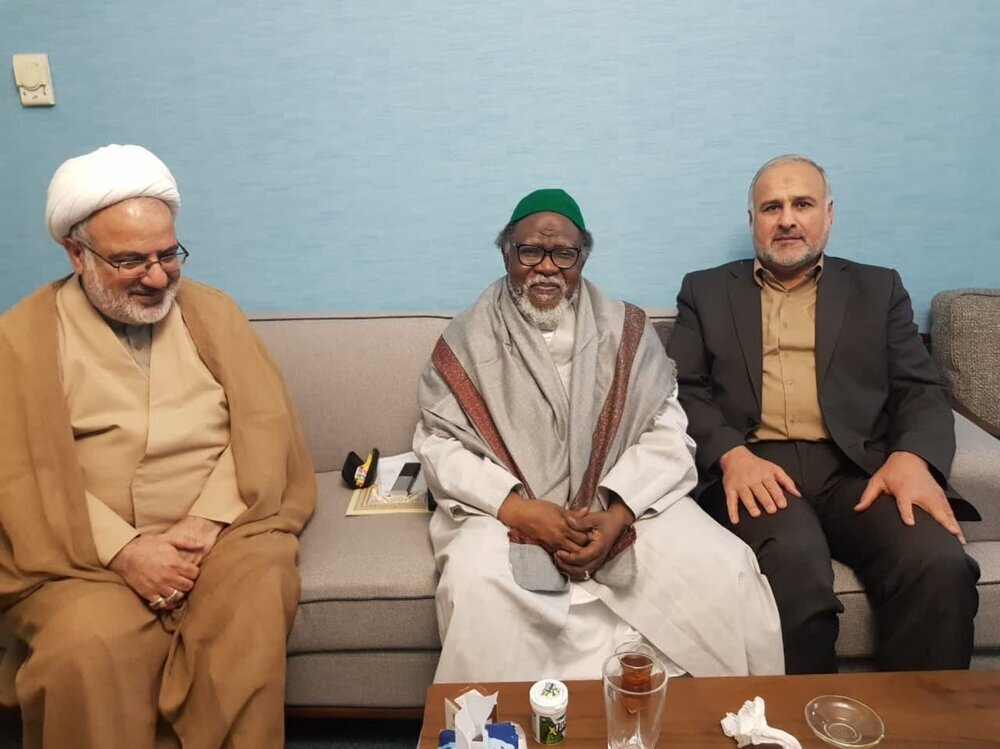 Iran seminary official meets with Sheikh Zakzaky