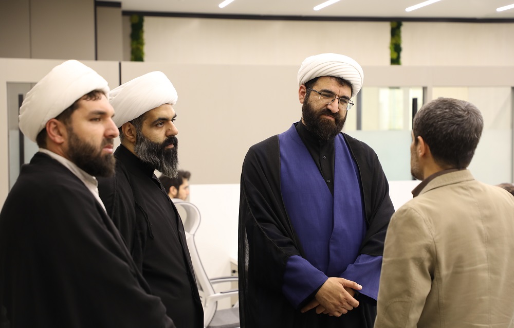 مدیران موسسه ثاقب از خبرگزاری اهل‌بیت(ع) بازدید کردند