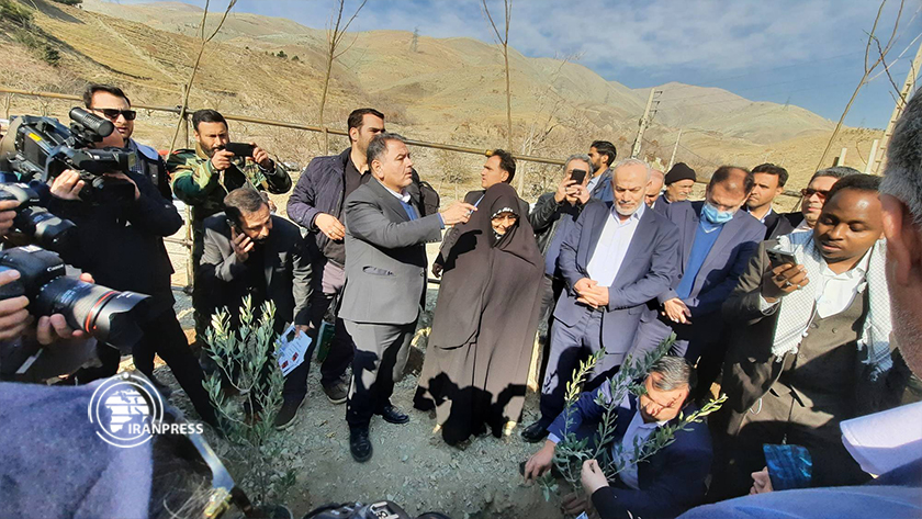 Tree planting ceremony held to commemorate Gazan martyrs