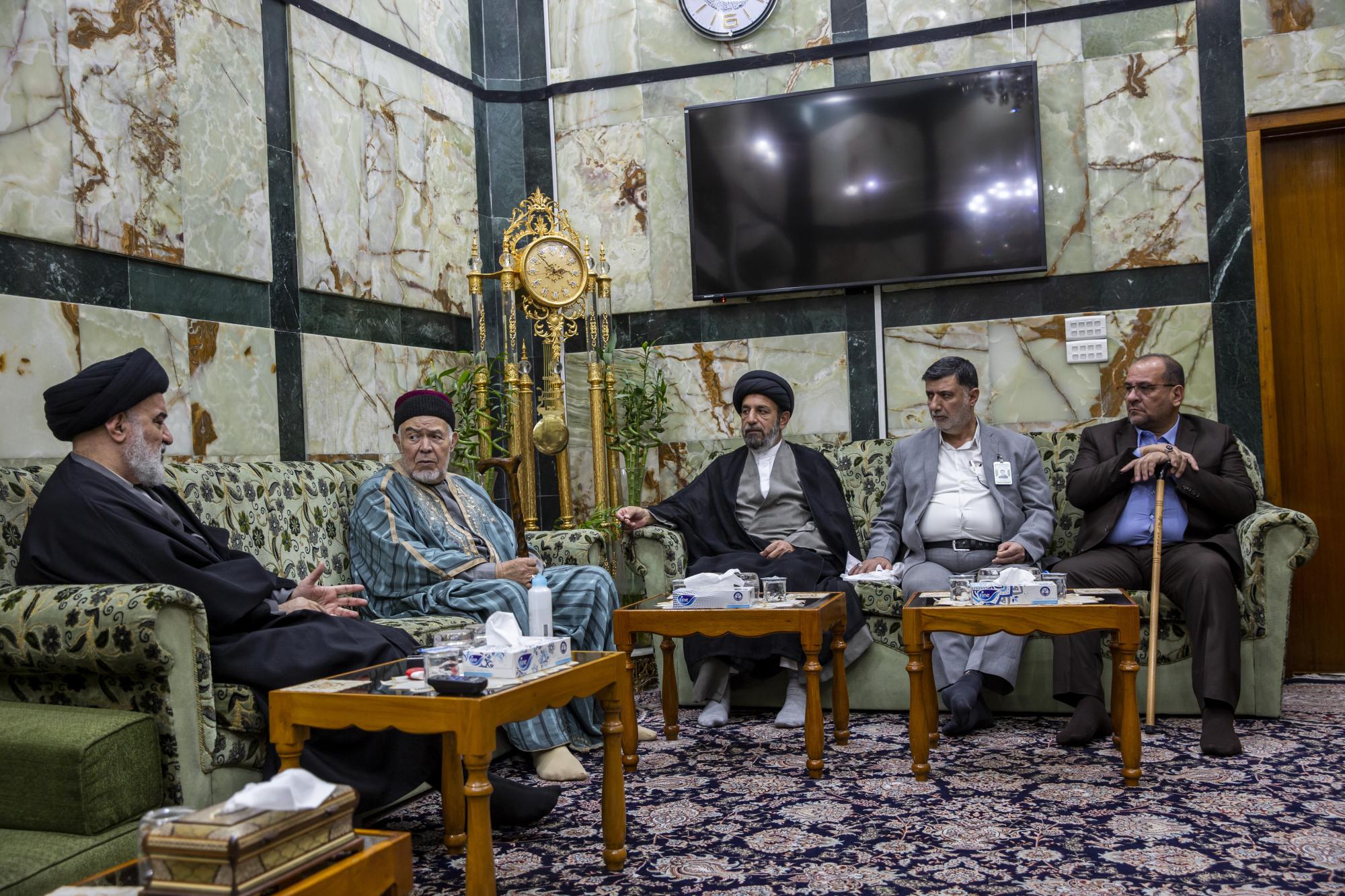 Sayed al-Safi emphasizes adherence to approach of Prophet, Ahl al-Bayt and preserving unity of Muslims