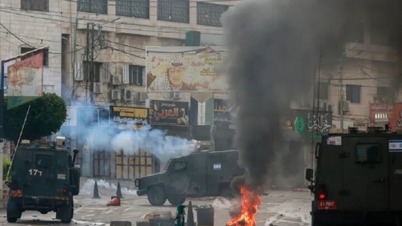 Tentara Rezim Zionis Serbu Tepi Barat