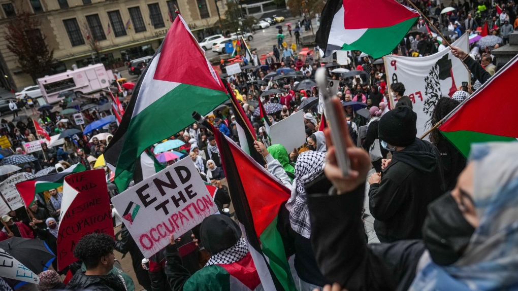 Canadians rally in support of Palestinians in Gaza