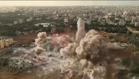 فيديو | لحظة تفجير احد المدارس في شمال قطاع غزة