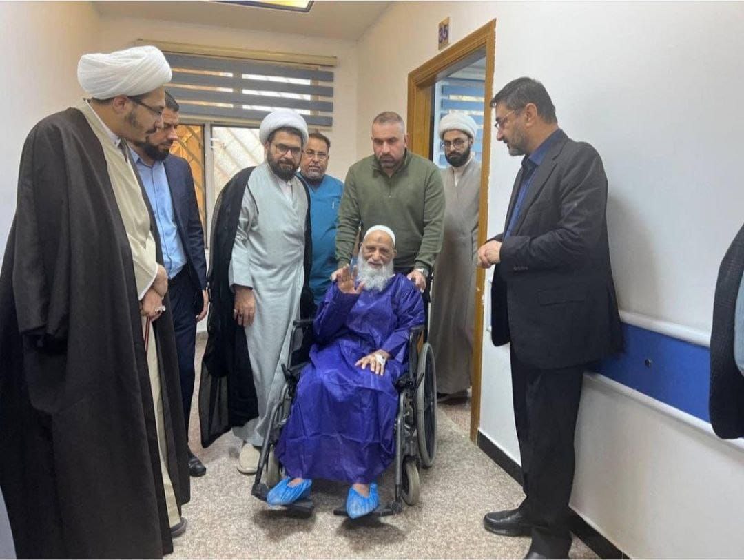 آية الله النّجفيّ يجري علمية جراحية في مركز القلب المفتوح