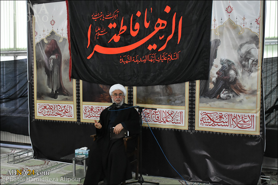 آية الله رمضاني: أهل البيت (ع) مظهر الجلال الإلهي وجماله
