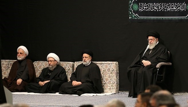 بحضور قائد الثورة .. اقامة الليلة الاخيرة من مراسم العزاء بذكرى استشهاد السيدة الزهراء(ع)