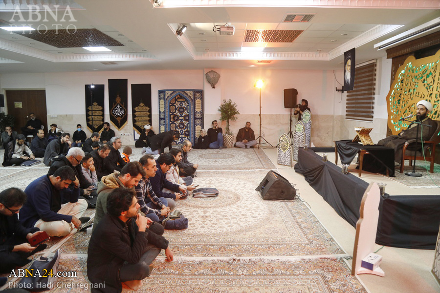 شام غریبان شهادت حضرت زهرا (س) در هیات هنر و رسانه قم برگزار شد