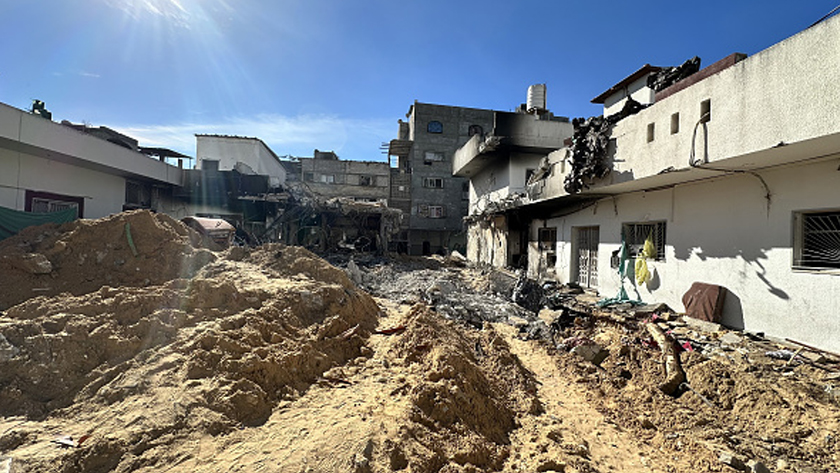 Israeli forces burry people alive with bulldozers