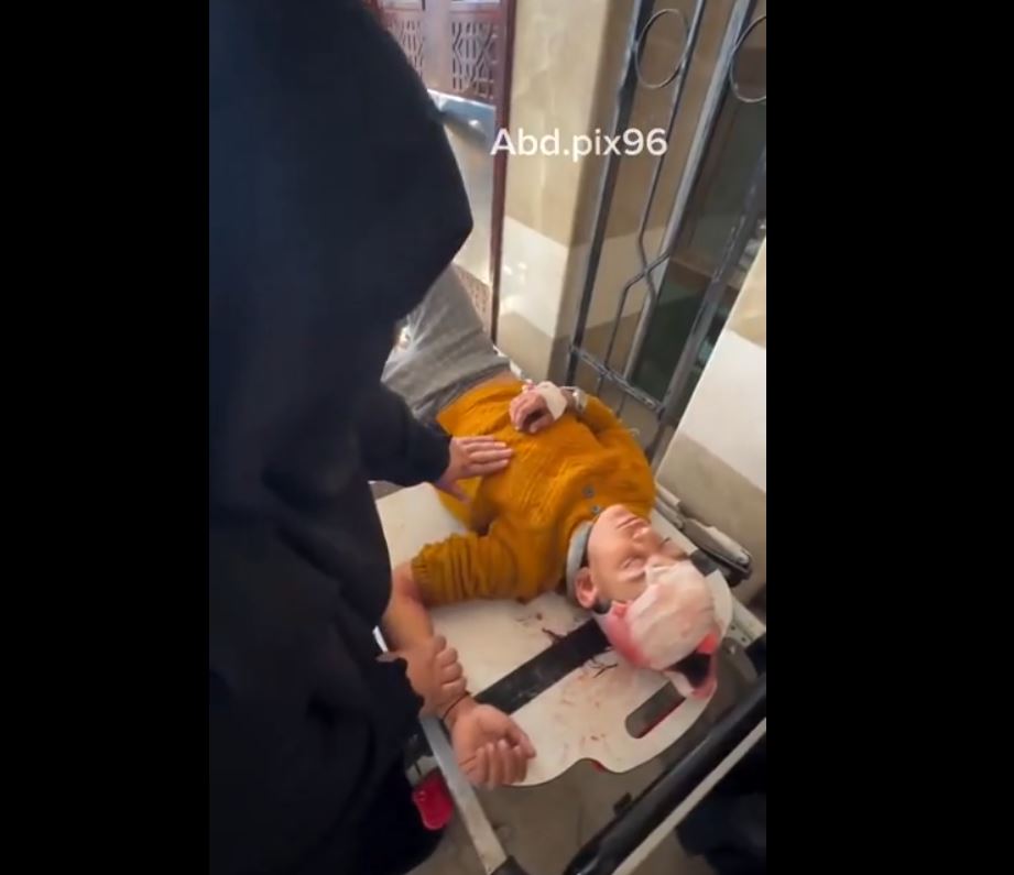 Video: A mother crying over her only child, who wounded in Israeli strikes on Gaza 