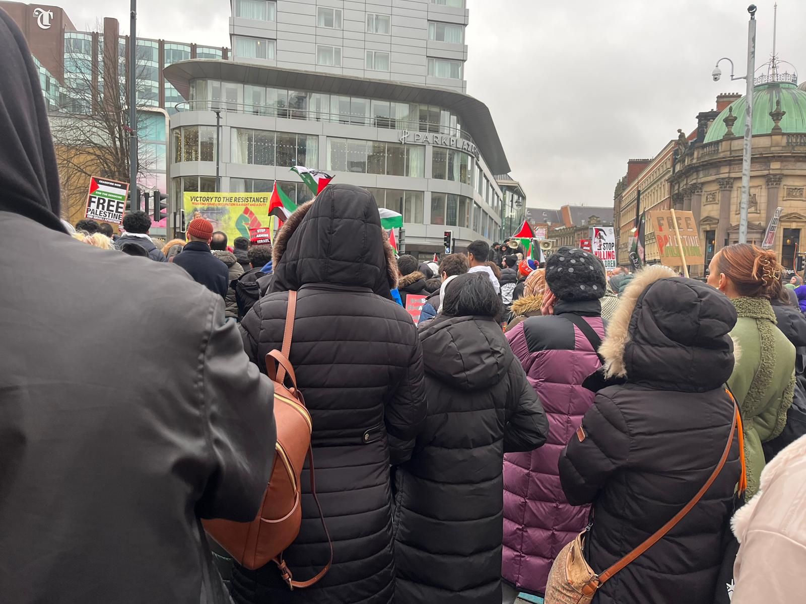 Video / Photos: Massive solidarity march for Palestine in Leeds, England