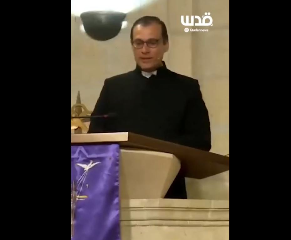 Priest Isaac: American officials send us bombs while celebrating Christmas for themselves