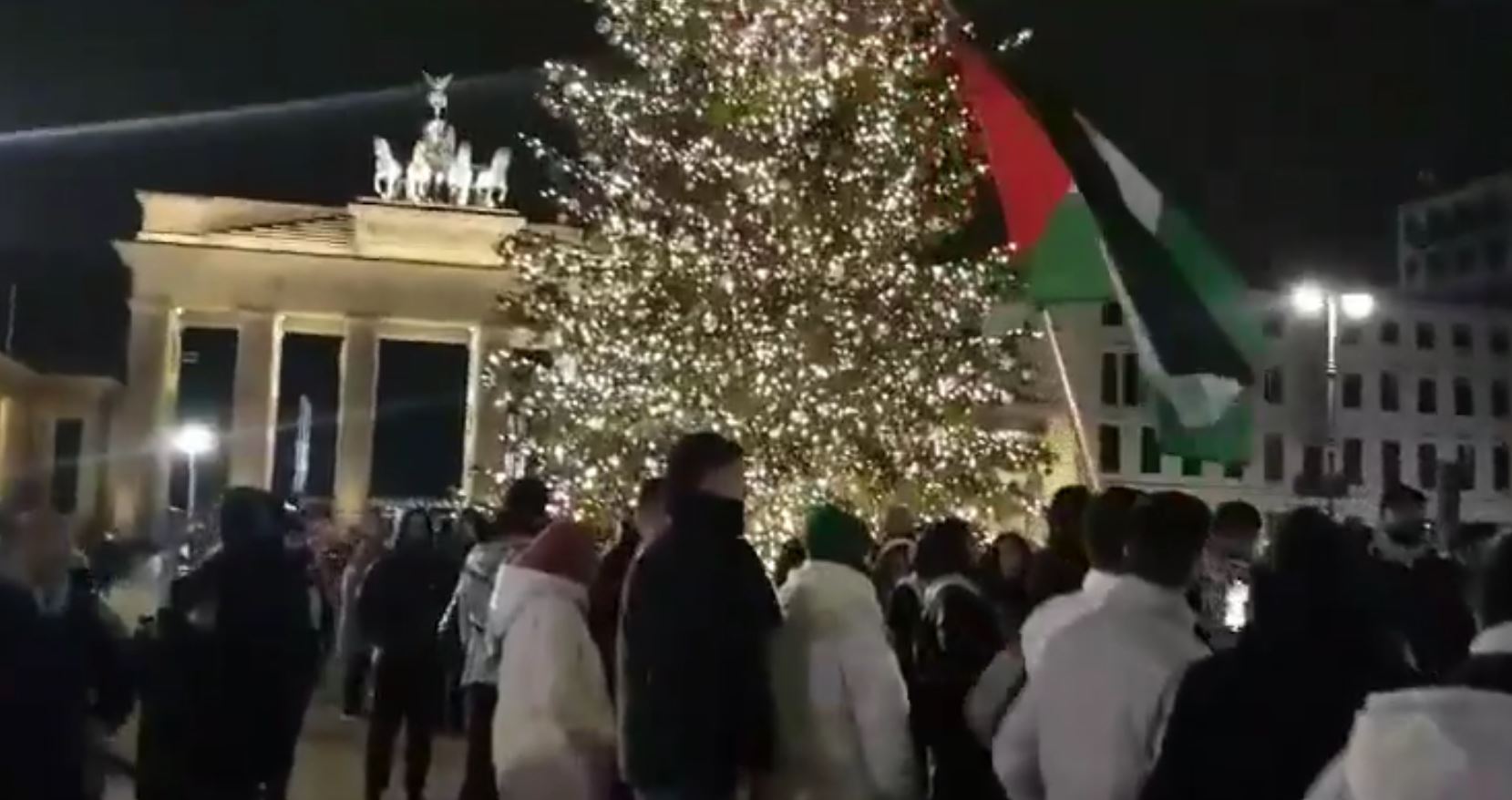 Video: Demonstration in front of US Embassy in Berlin condemning Israeli war on Gaza 
