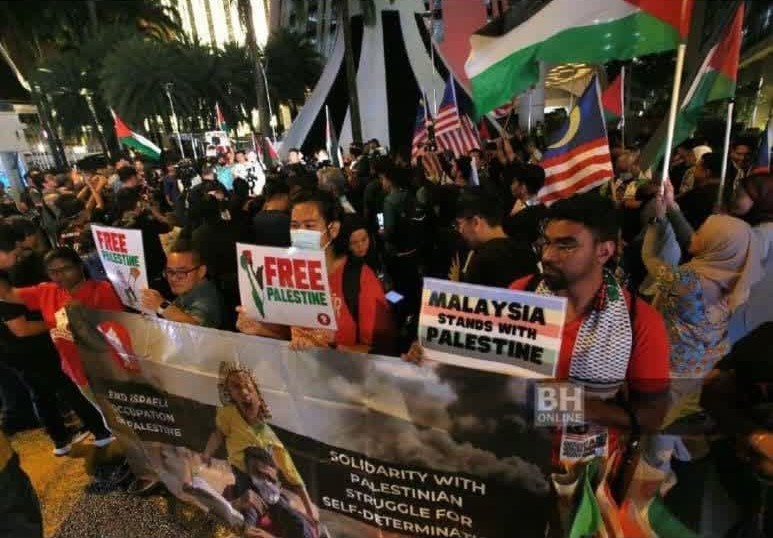 Malaysian activists stage strike around US embassy in Kuala Lumpur in solidarity with Palestine