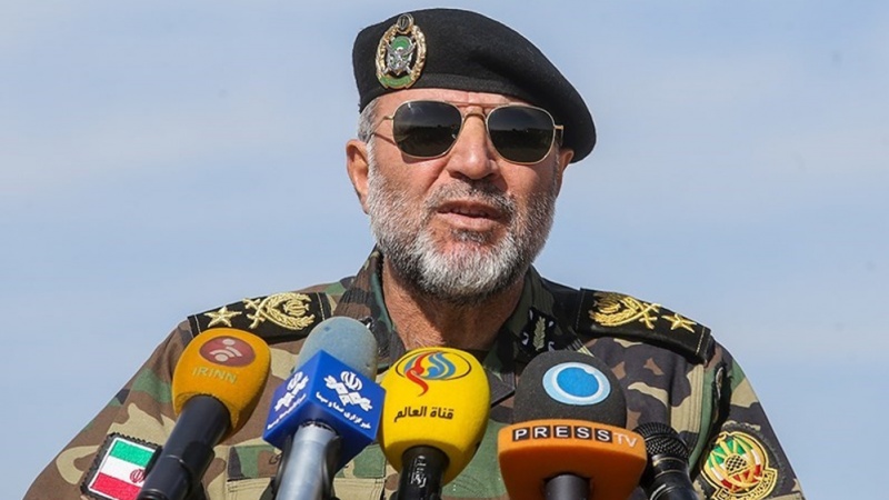 Bodentruppen der iranischen Armee stellen zwei neue Raketen vor und stationieren fünf Raketeneinheiten