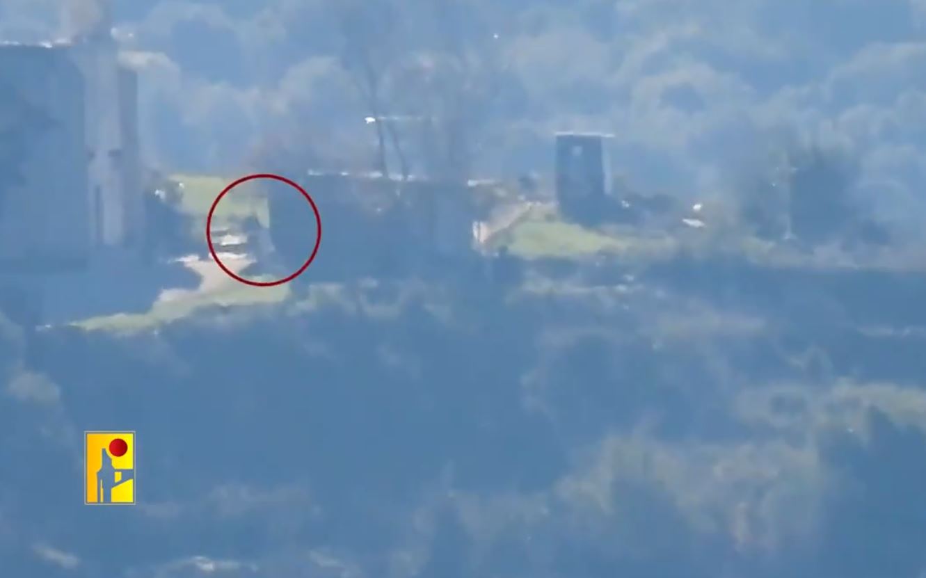 Scenes from Hezbollah targeting a group of Israeli enemy soldiers near Shumira barracks