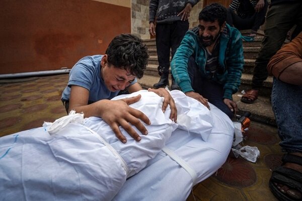 187 شهيداً في غزة خلال 24 ساعة والحصيلة تفوق 21500 منذ بداية العدوان