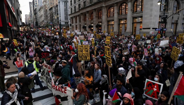 Silent march held in New York in solidarity with Palestinian people