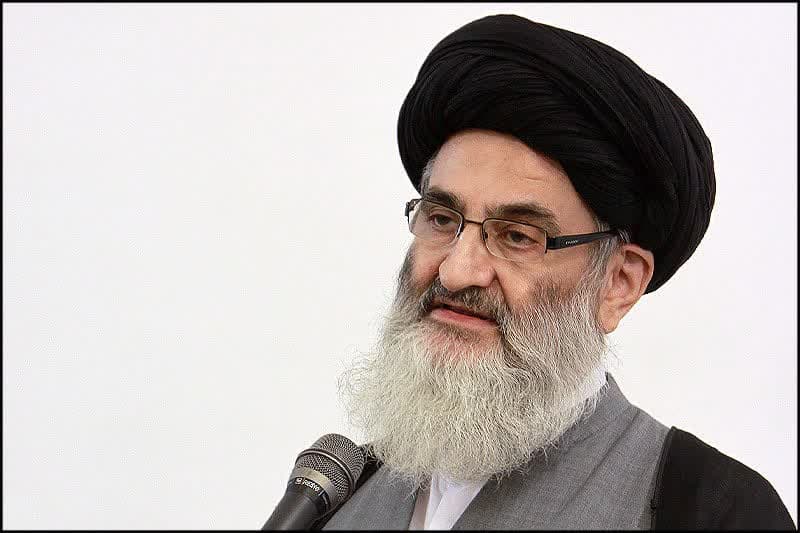 مرعشی نجفی: تعدد راویان قمی احادیث، نشان‌دهنده امنیت این شهر برای شیعیان بوده است