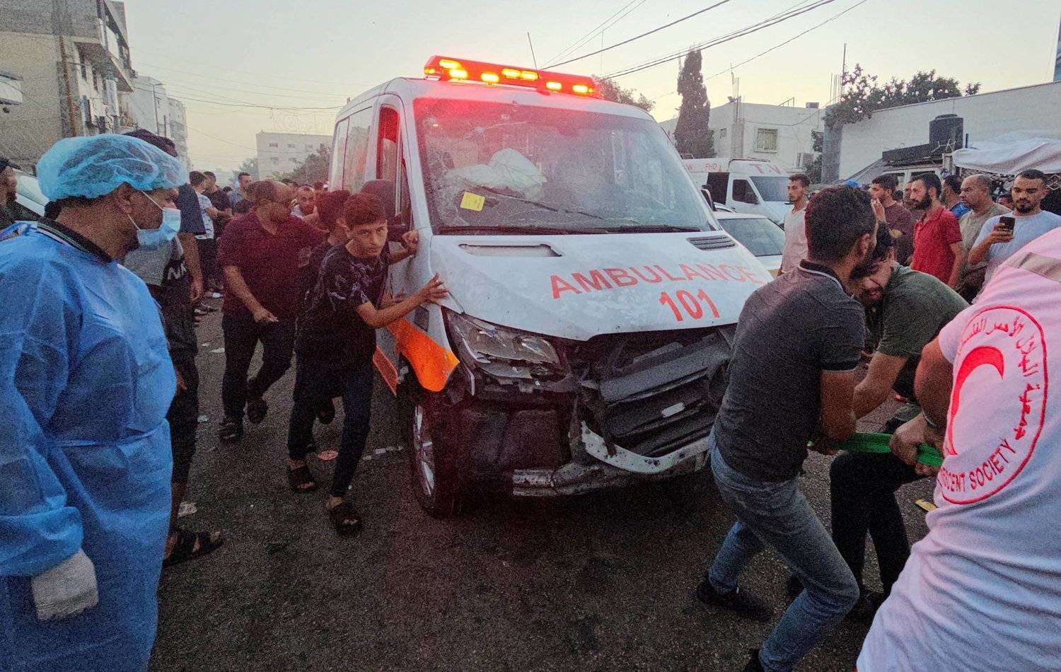 الكيان الصهيوني ينفذ سياسة التهجير من خلال تنفيذ عمليات اغتيال مقصودة لأبرز أطباء غزة