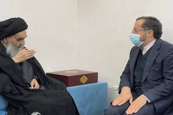 Copy of ‘Mus’haf Mashhad Razavi’ presented to Ayatollah Sistani  