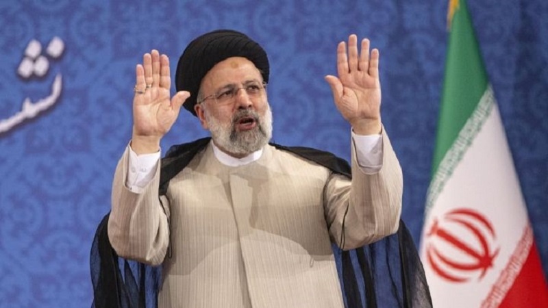 Iran: Il presidente raisi è partito per la Cina