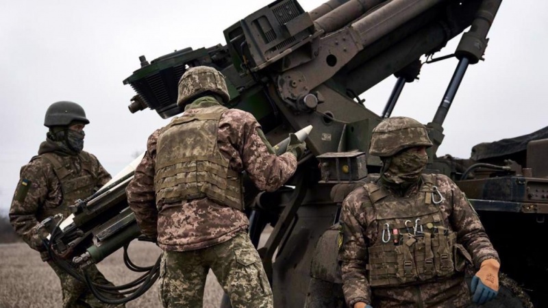 NATO-Chef: Ukraine verbraucht enorme Mengen an Munition und erschöpft Lagerbestände der Alliierten