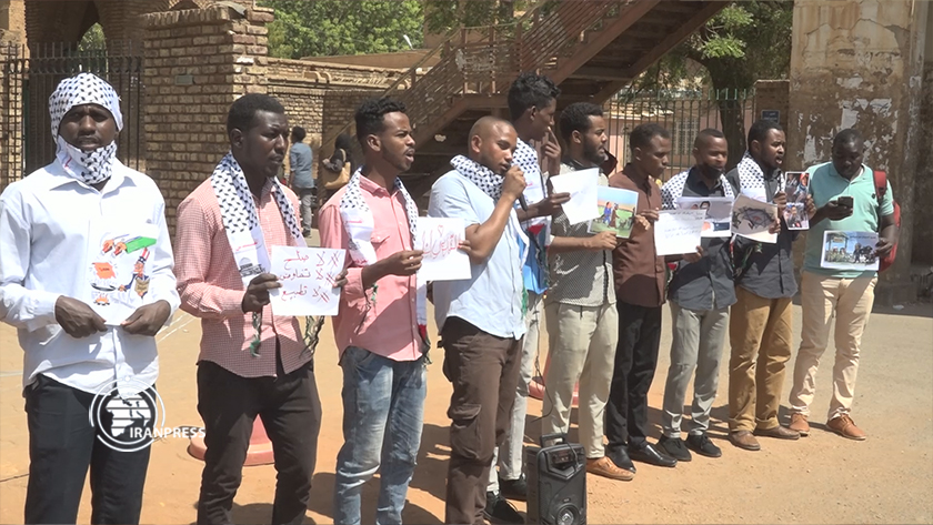Sudanese students protest against normalization ties with Zionist regime