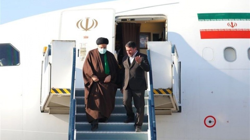 Präsident Raisi in Peking eingetroffen