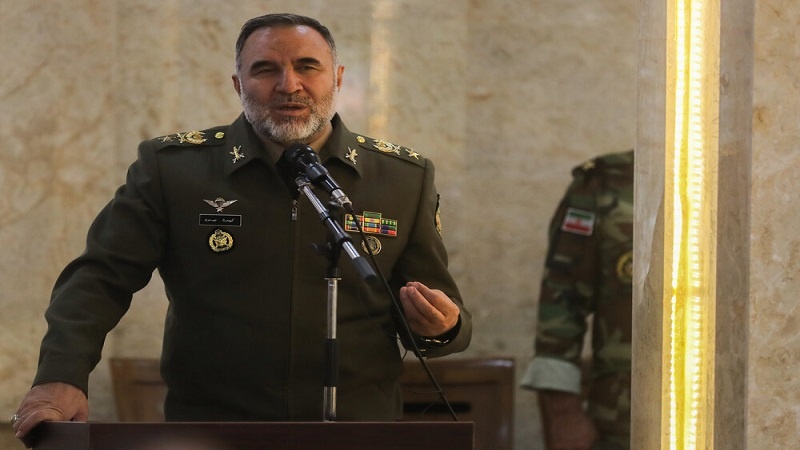 پێشوازیی خەڵکی ناوچەی «ئادیامان»ی بوومەلەرزەلێدراوی تورکیا لە یارمەتییە پزیشکییەکانی ئەرتەشی کۆماری ئیسلامیی ئێران