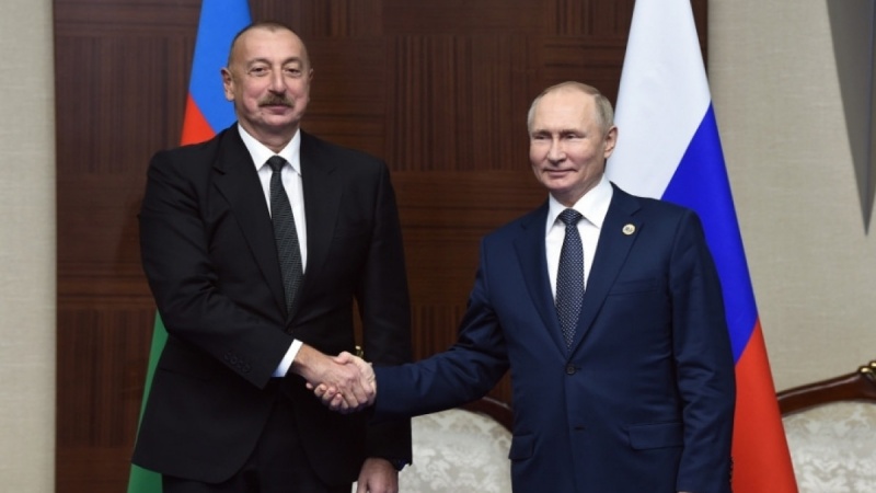 ロシア・アゼル首脳が電話会談、南コーカサス問題めぐり