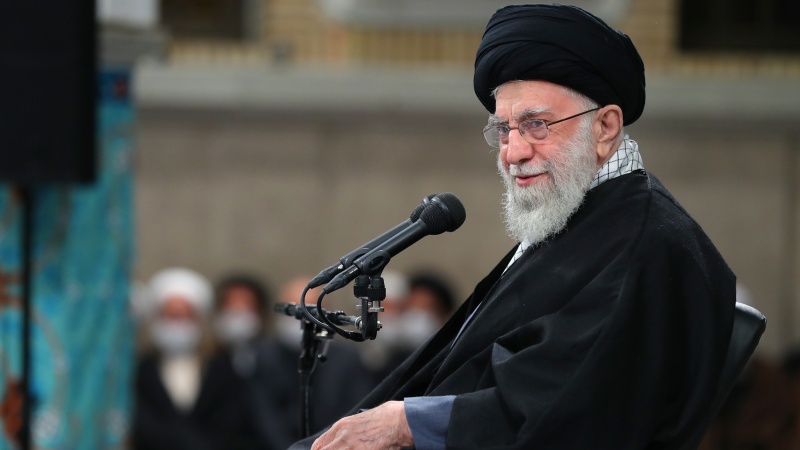 イラン最高指導者、「革命勝利記念日の国民のメッセージは、革命への忠誠と完全な支持」